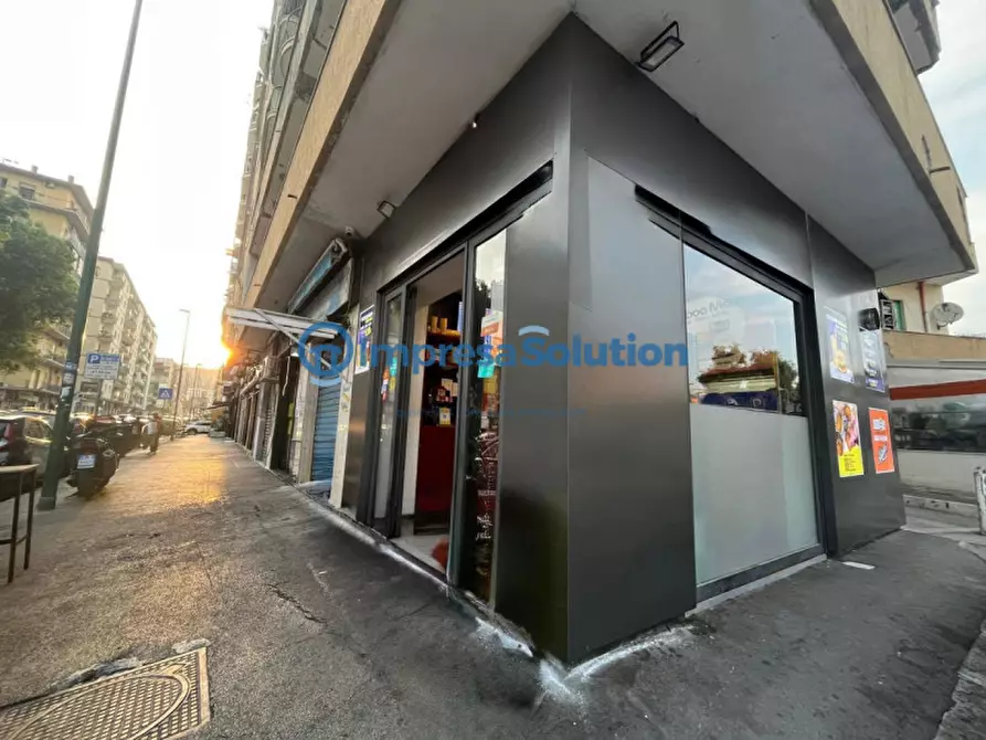 Immagine 6 di Attività commerciale in vendita  in Via Giacomo Leopardi a Napoli