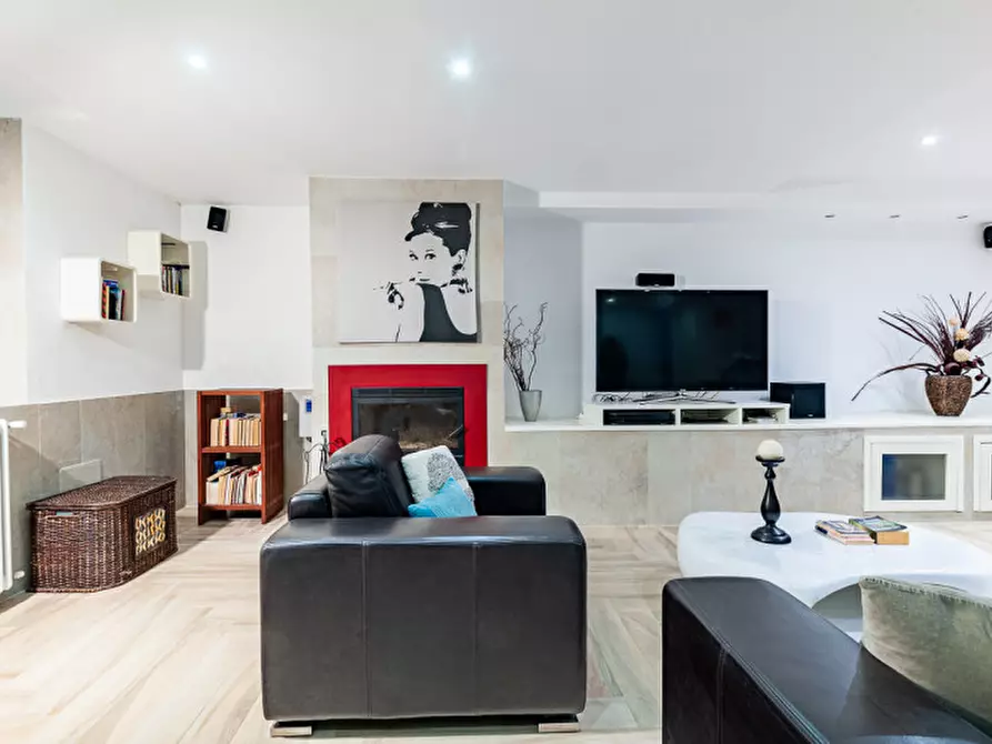 Immagine 24 di Villetta a schiera in vendita  in Via Pietro Romani 170 a Roma