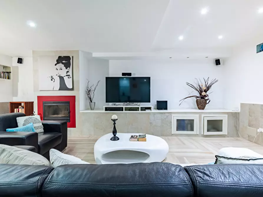 Immagine 27 di Villetta a schiera in vendita  in Via Pietro Romani 170 a Roma