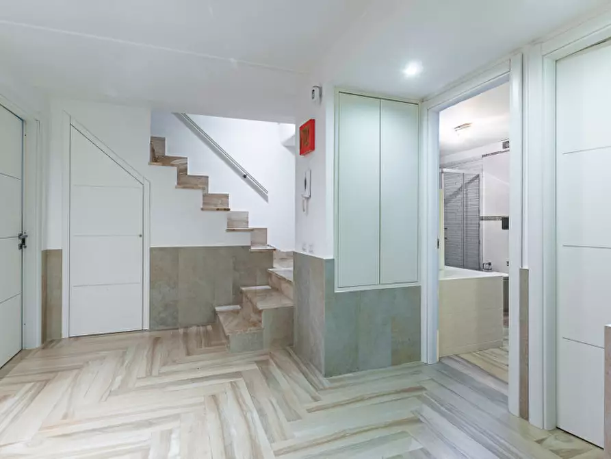 Immagine 31 di Villetta a schiera in vendita  in Via Pietro Romani 170 a Roma