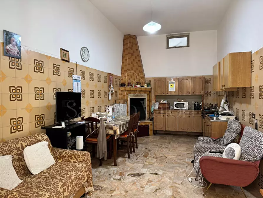 Immagine 11 di Casa indipendente in vendita  in Via Tommaso Fiore 20 a Collepasso