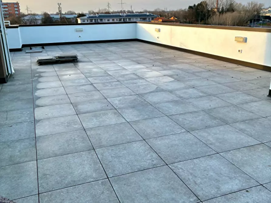 Immagine 18 di Attico in vendita  in Via Elena Valmarana a Padova