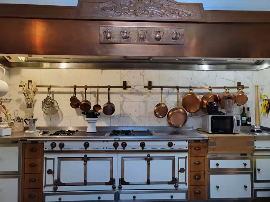 Immagine 14 di Villa in vendita  in Via Tubre 38 a Roma