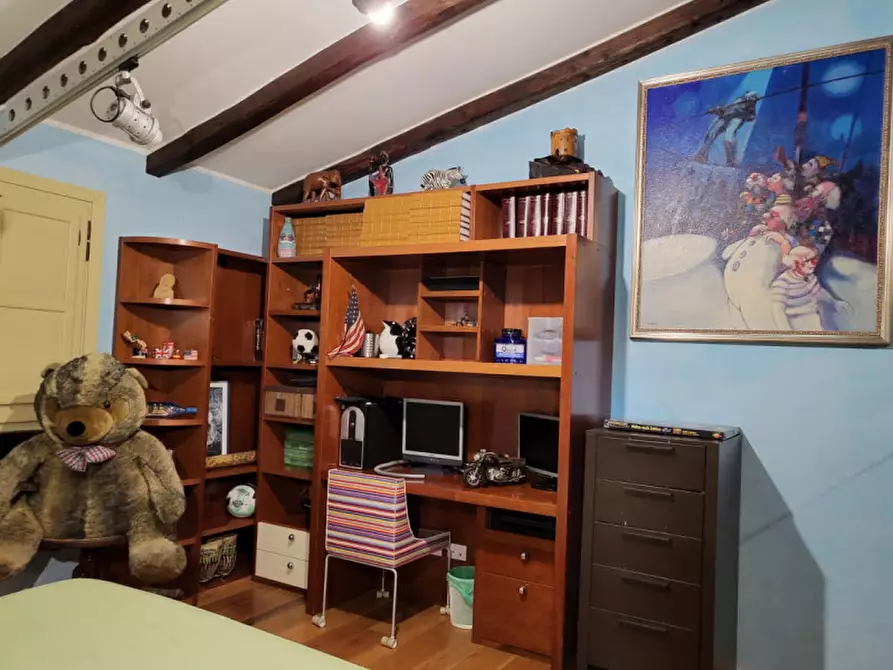 Immagine 22 di Villa in vendita  in Via Tubre 38 a Roma