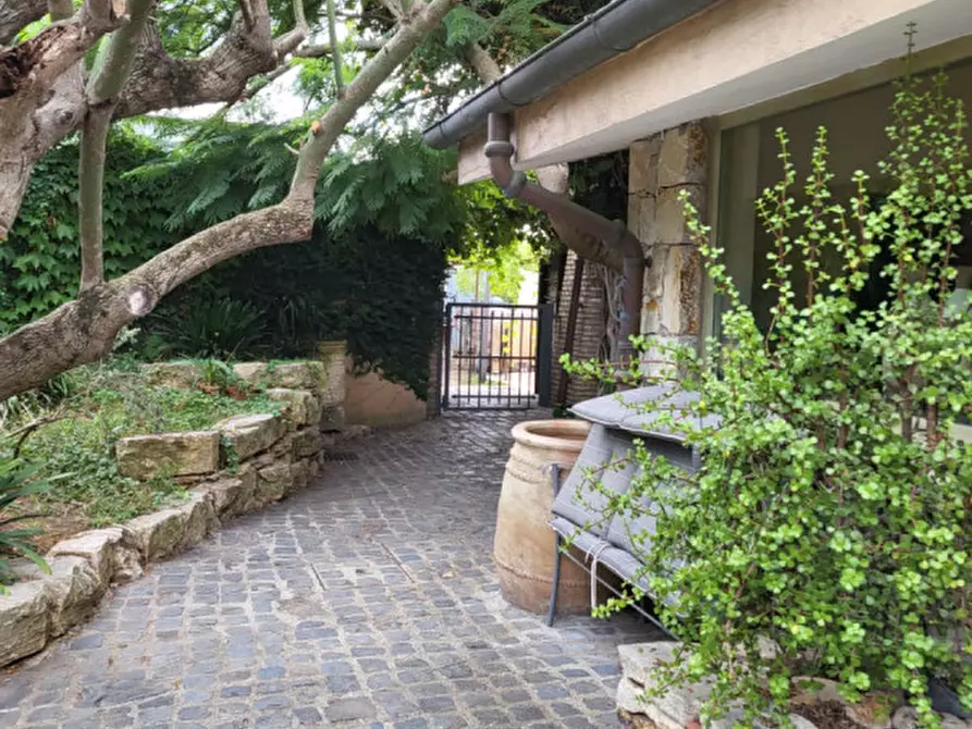 Immagine 25 di Villa in vendita  in Via Tubre 38 a Roma