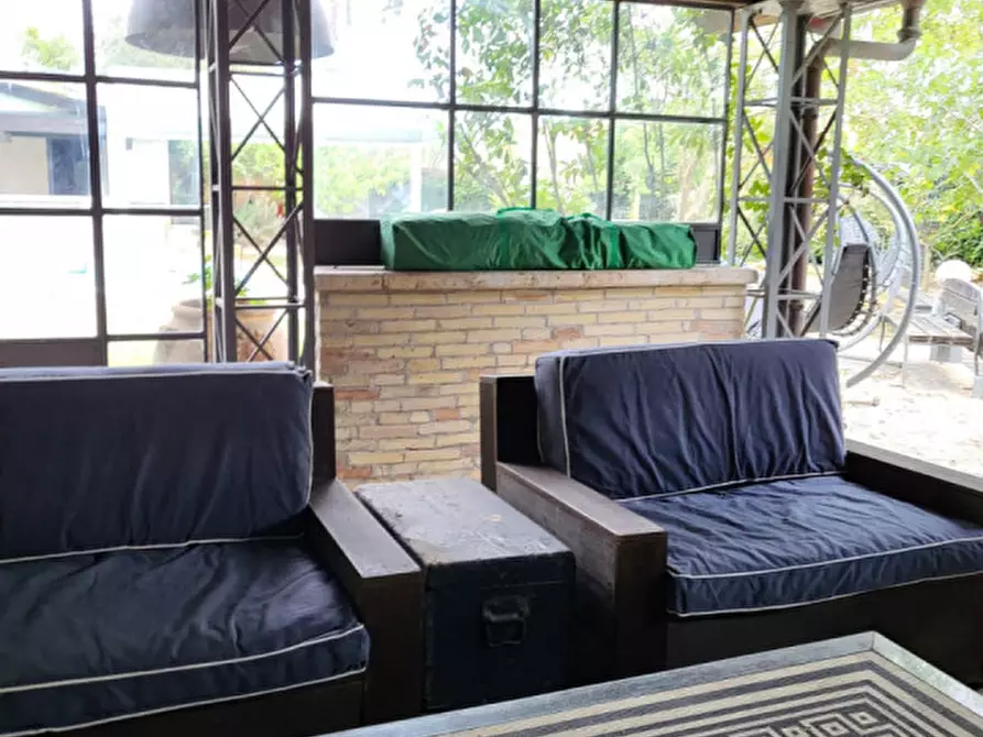 Immagine 32 di Villa in vendita  in Via Tubre 38 a Roma