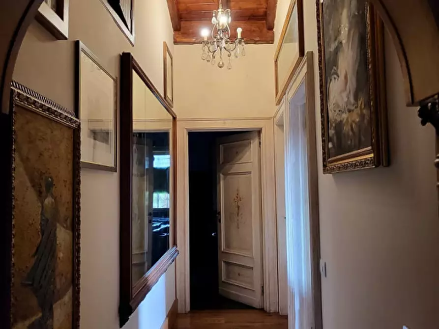 Immagine 33 di Villa in vendita  in Via Tubre 38 a Roma