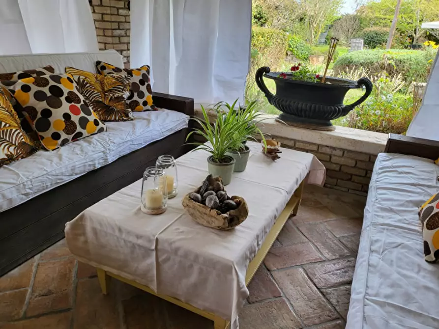 Immagine 56 di Villa in vendita  in Via Tubre 38 a Roma