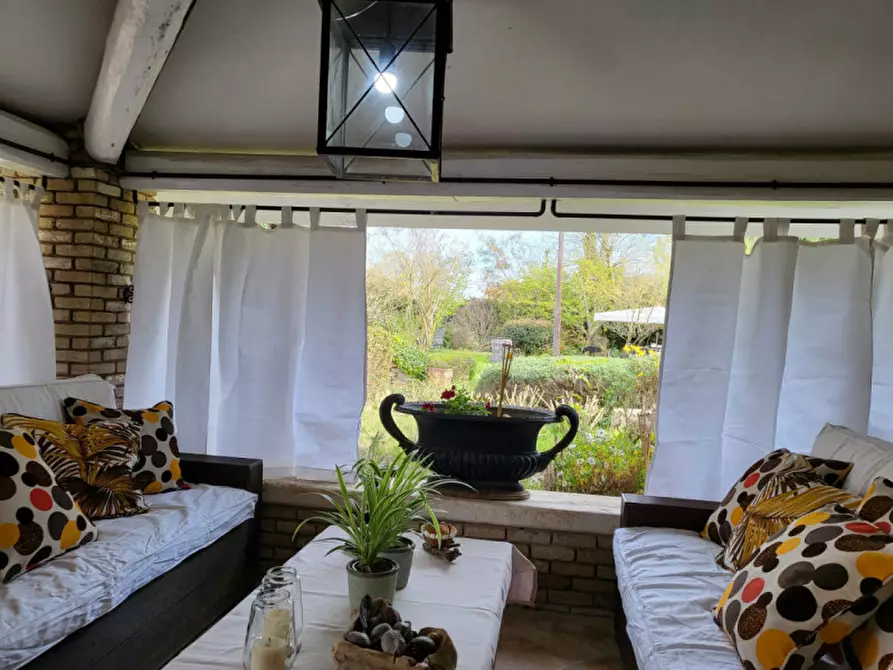 Immagine 57 di Villa in vendita  in Via Tubre 38 a Roma