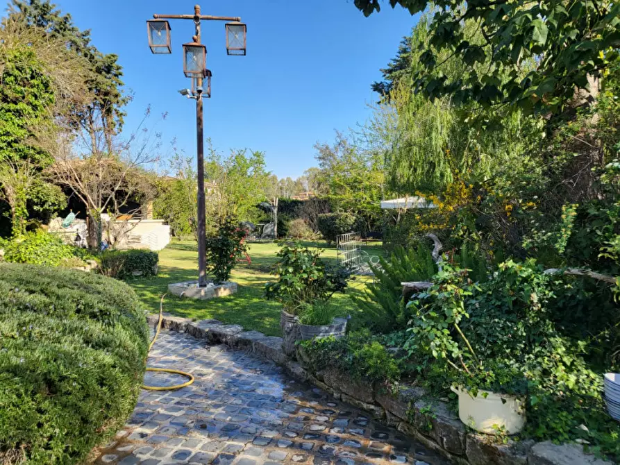 Immagine 73 di Villa in vendita  in Via Tubre 38 a Roma