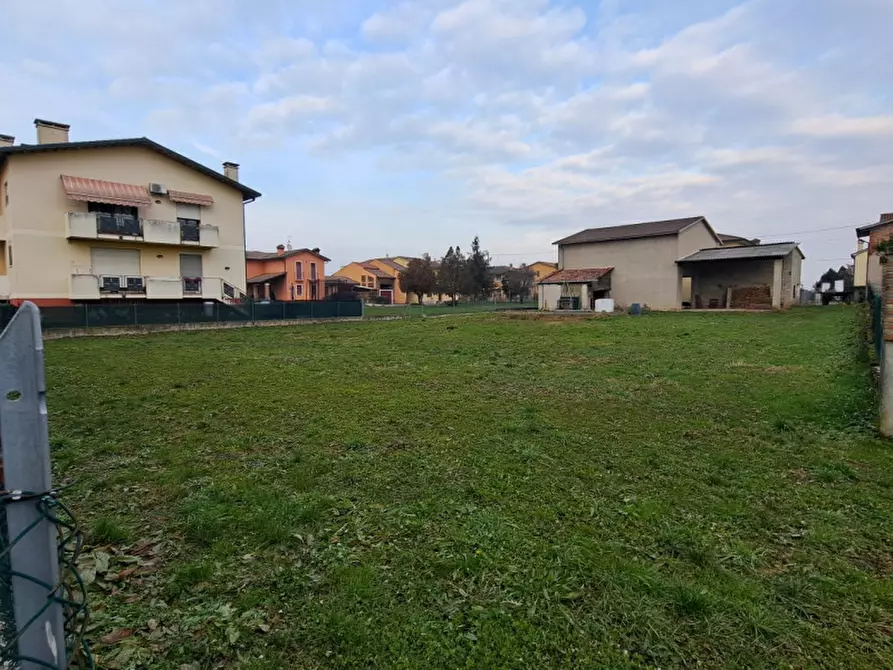 Immagine 1 di Terreno in vendita  in via A. Moro a Quinto Vicentino