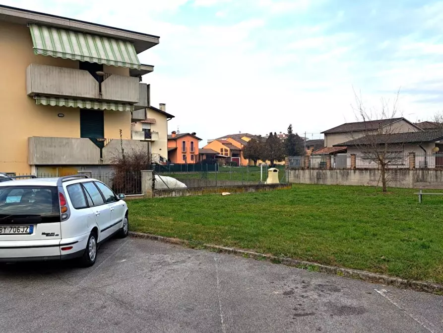 Immagine 10 di Terreno in vendita  in via A. Moro a Quinto Vicentino