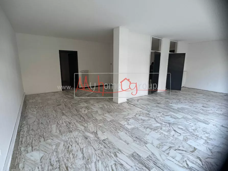 Immagine 6 di Negozio in affitto  in Via Campania a Rubano