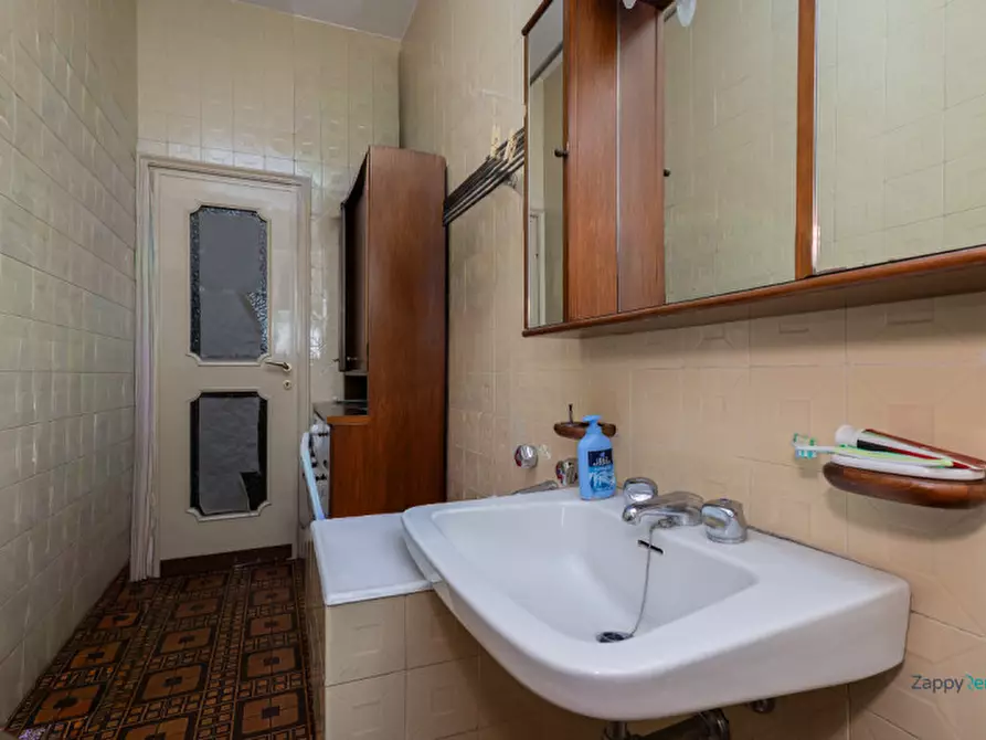 Immagine 18 di Camera in affitto  in Viale Gran Sasso, 20 a Milano