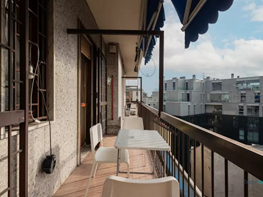 Immagine 18 di Camera in affitto  in Viale Gran Sasso, 20 a Milano