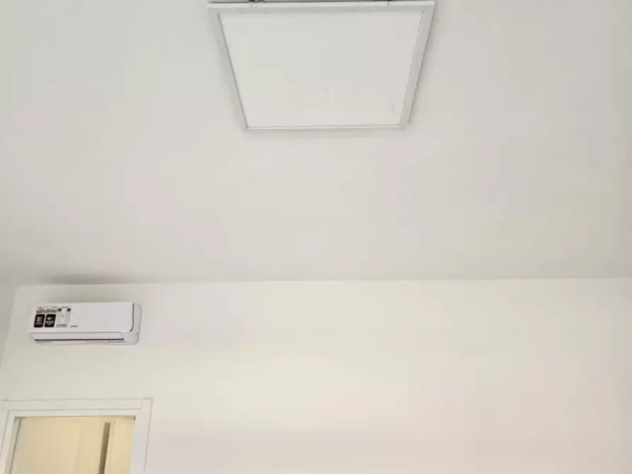 Immagine 5 di Negozio in affitto  in VIA CHERUBINI a Scandicci