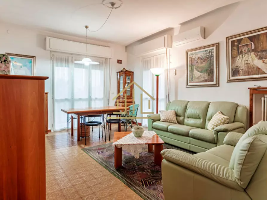Immagine 24 di Villa in vendita  in Via Don Luigi Barzizza 54 a Castiglione Delle Stiviere