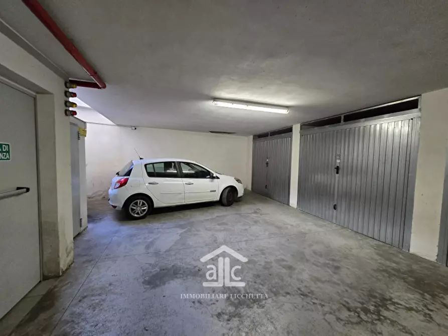 Immagine 57 di Appartamento in vendita  in via alessandro Manzoni,3 a Lecce