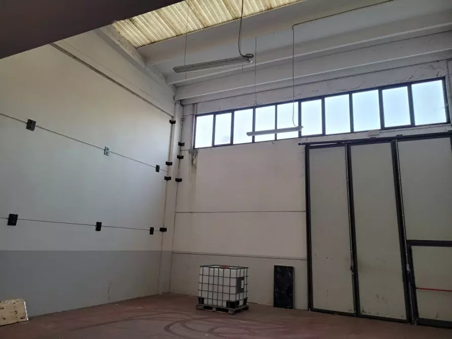 Immagine 1 di Capannone industriale in affitto  a Fiorano Modenese