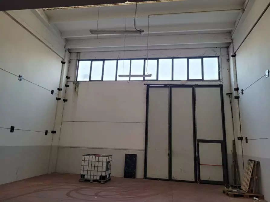 Immagine 2 di Capannone industriale in affitto  a Fiorano Modenese