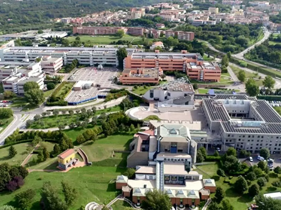 Immagine 1 di Appartamento in vendita  in Via Emanuela Setti Carraro, 7 a Fisciano