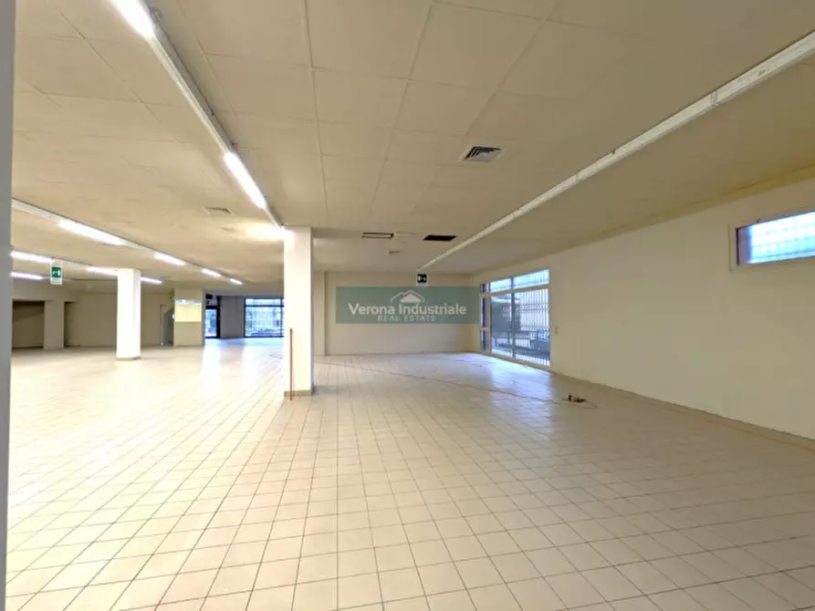 Immagine 3 di Negozio in affitto  in Via della Libertà 57 a San Bonifacio