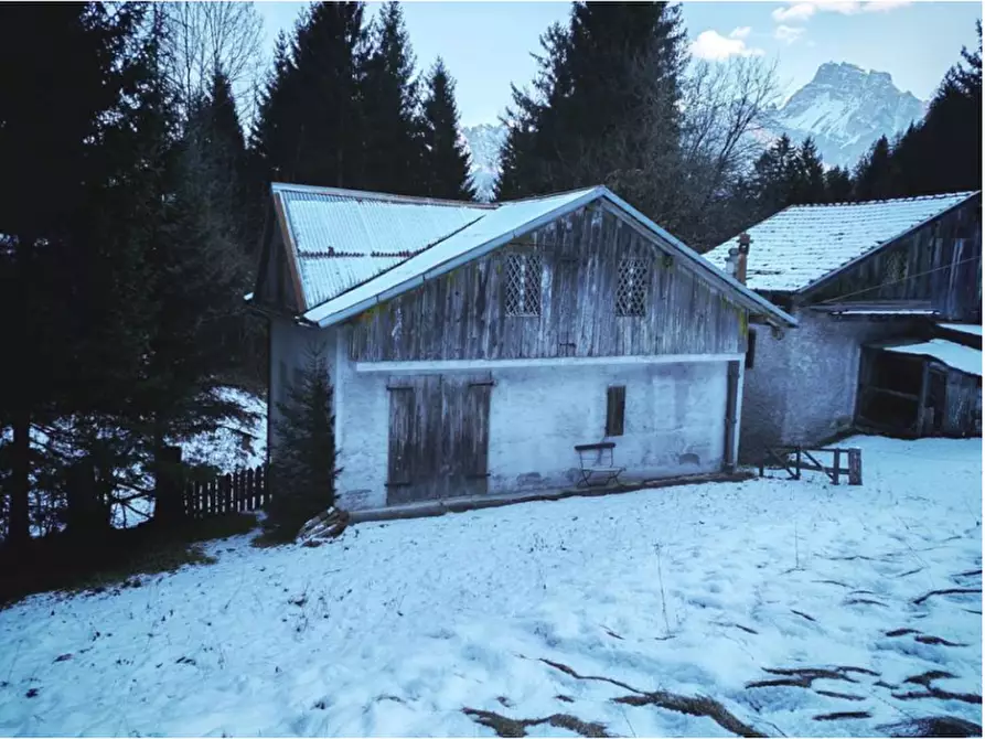 Immagine 3 di Rustico / casale in vendita  in Via San Rocco a Lozzo Di Cadore
