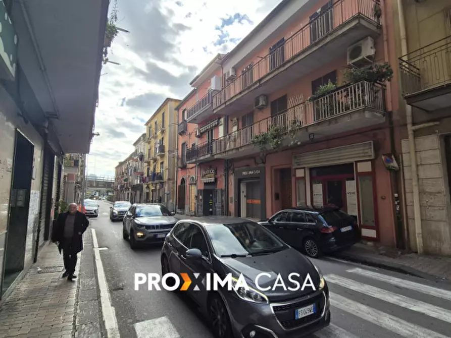 Immagine 8 di Negozio in affitto  in via cristoforo Capone 2 a Salerno