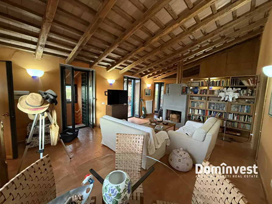 Immagine 4 di Rustico / casale in vendita  in strada del giardino a Capalbio