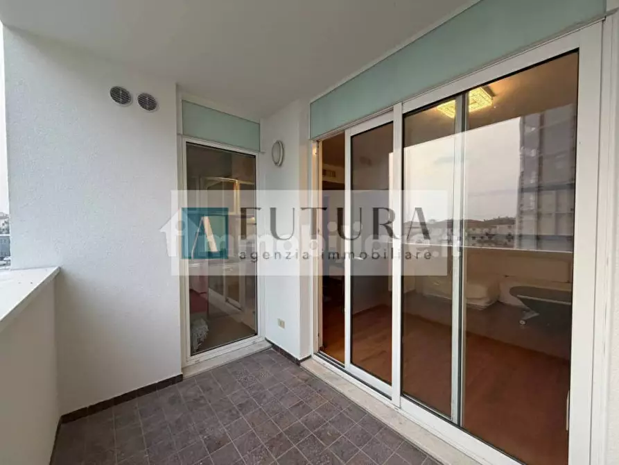 Immagine 4 di Appartamento in vendita  in Viale del Mercato Nuovo a Vicenza