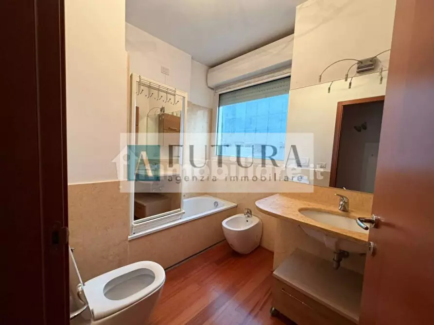 Immagine 12 di Appartamento in vendita  in Viale del Mercato Nuovo a Vicenza