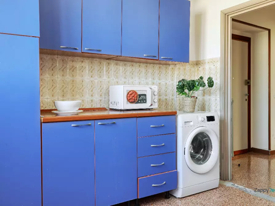 Immagine 13 di Camera in affitto  in Via Carlo Marx a Milano