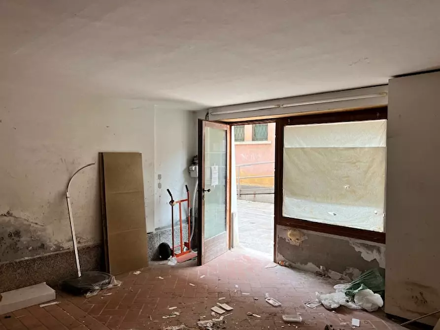 Immagine 8 di Magazzino in affitto  in ponte delle guglie a Venezia