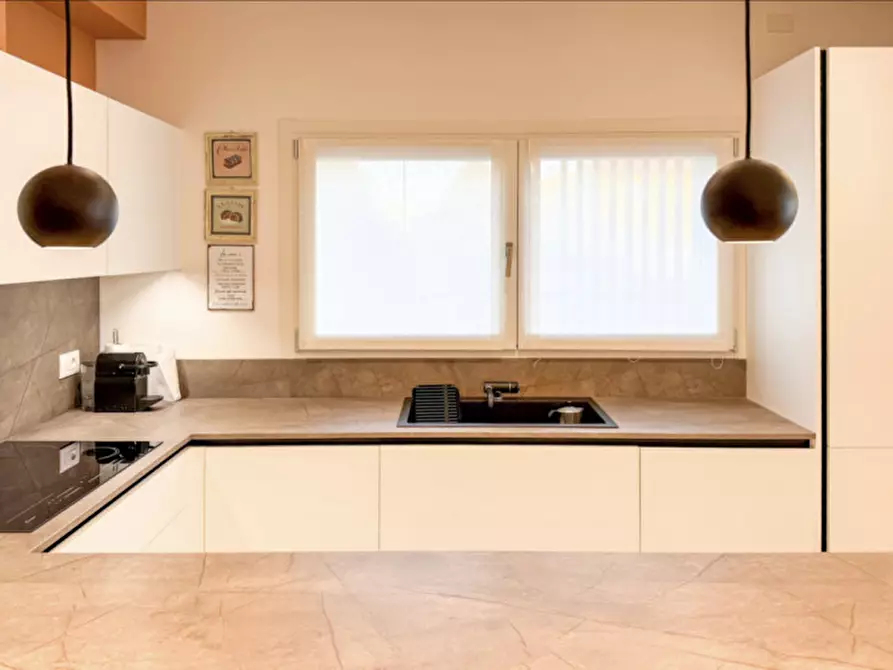 Immagine 6 di Appartamento in vendita  in Via Coronelli a Castelfranco Veneto