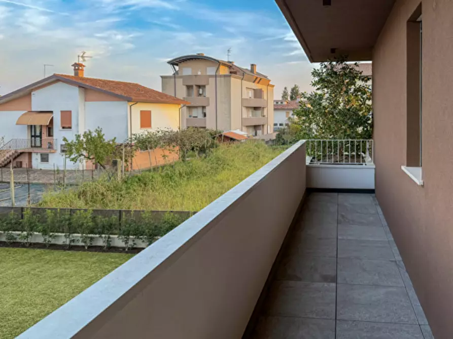 Immagine 22 di Appartamento in vendita  in Via Coronelli a Castelfranco Veneto