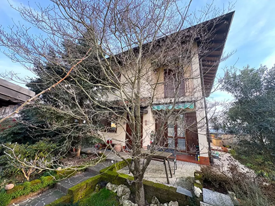 Immagine 4 di Villa in vendita  in via Primo Maggio n° 24 a Garlasco