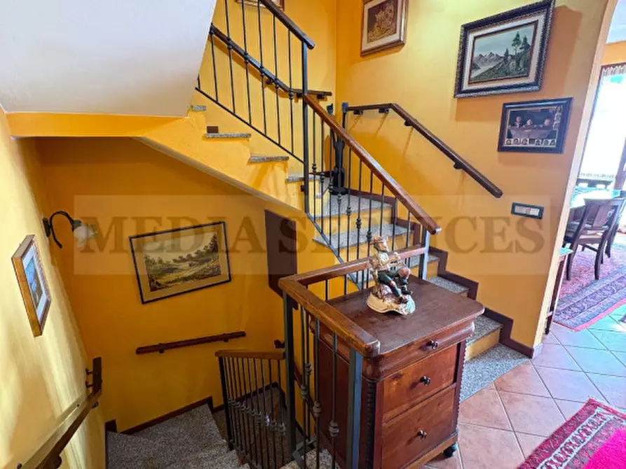 Immagine 27 di Villa in vendita  in via Primo Maggio n° 24 a Garlasco