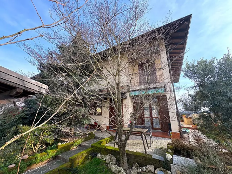 Immagine 43 di Villa in vendita  in via Primo Maggio n° 24 a Garlasco