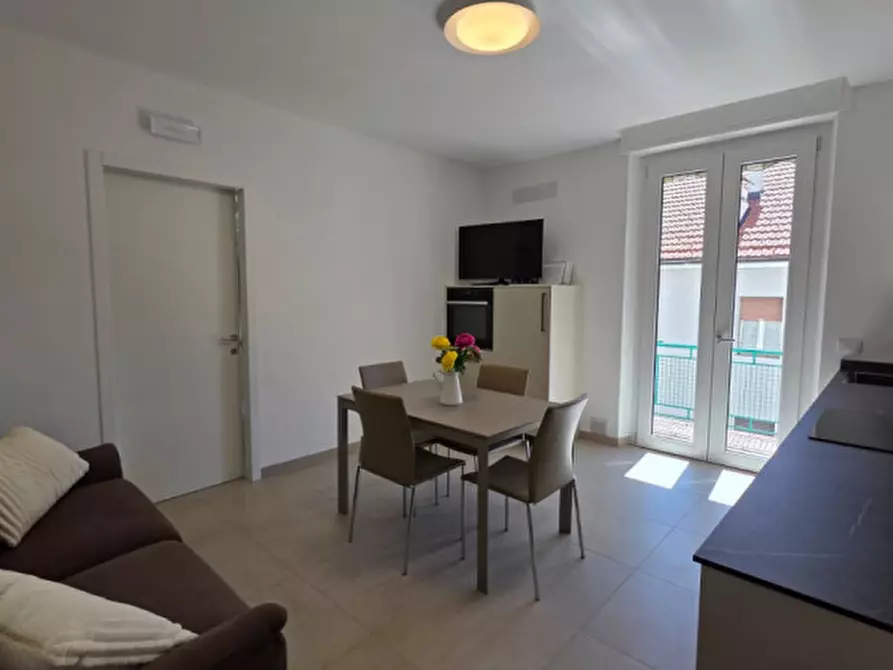 Immagine 3 di Camera in affitto  in Via Giuseppe Giusti a Trento