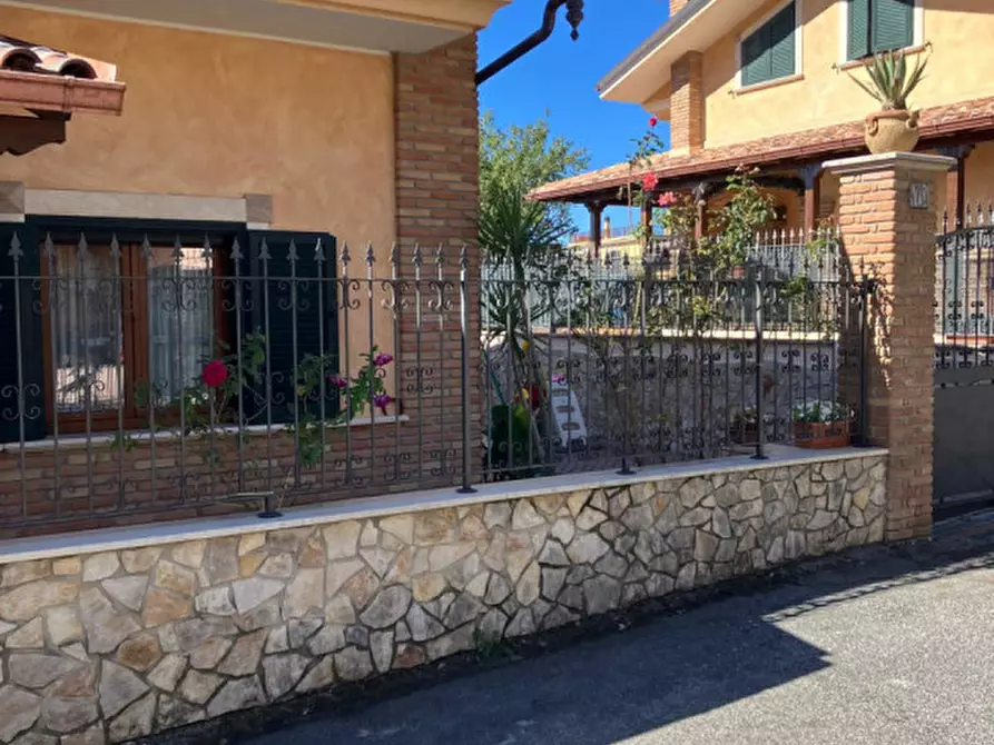 Immagine 6 di Villa in vendita  in Via Monte Santo a Marcellina