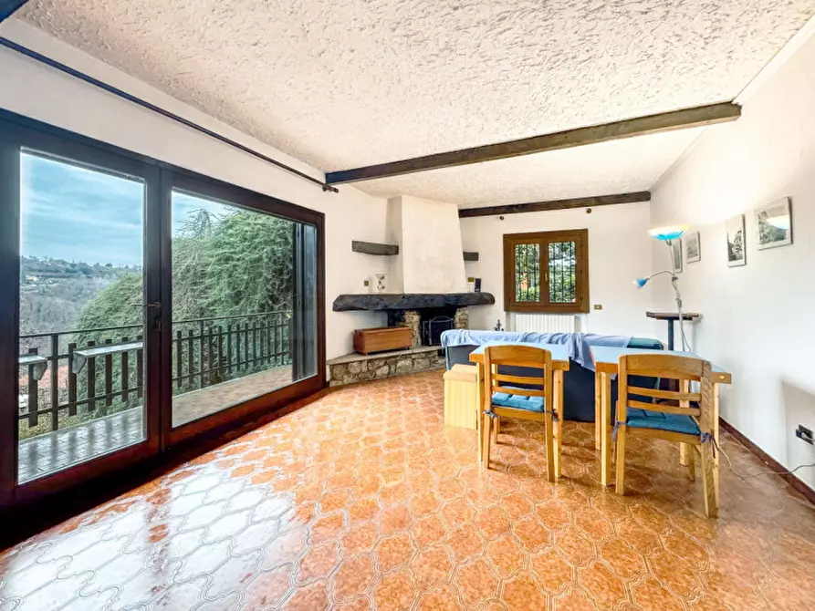 Immagine 2 di Villa in vendita  in VIA PER GHEVIO 111 a Meina