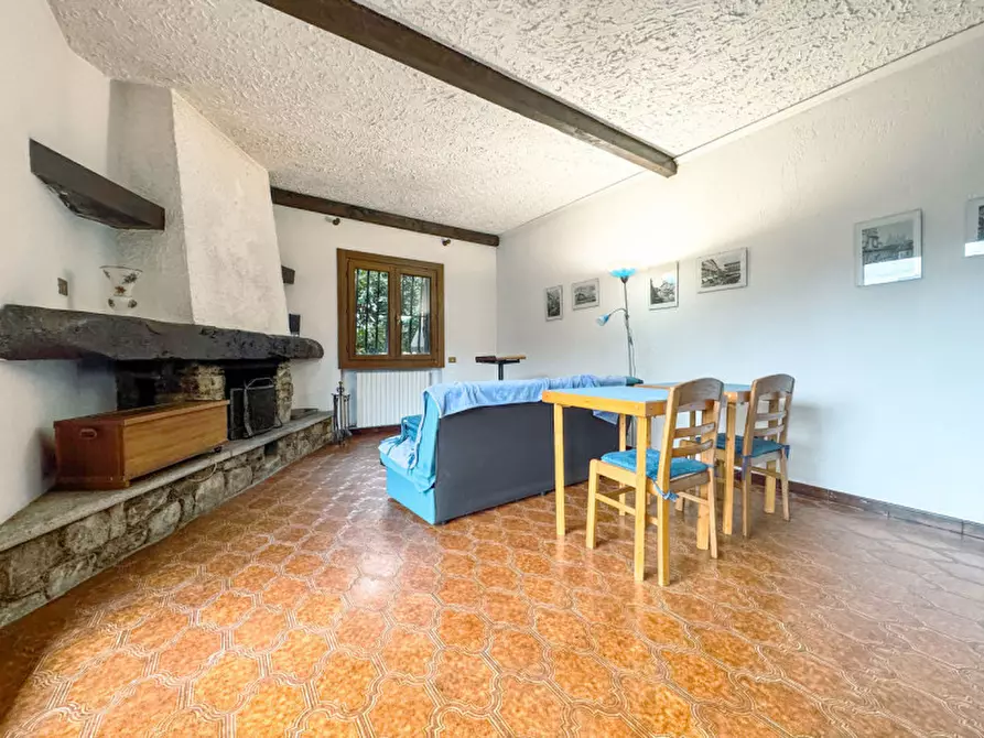 Immagine 4 di Villa in vendita  in VIA PER GHEVIO 111 a Meina