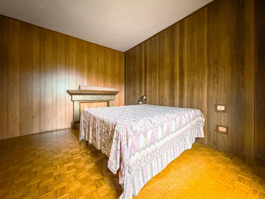 Immagine 13 di Villa in vendita  in VIA PER GHEVIO 111 a Meina