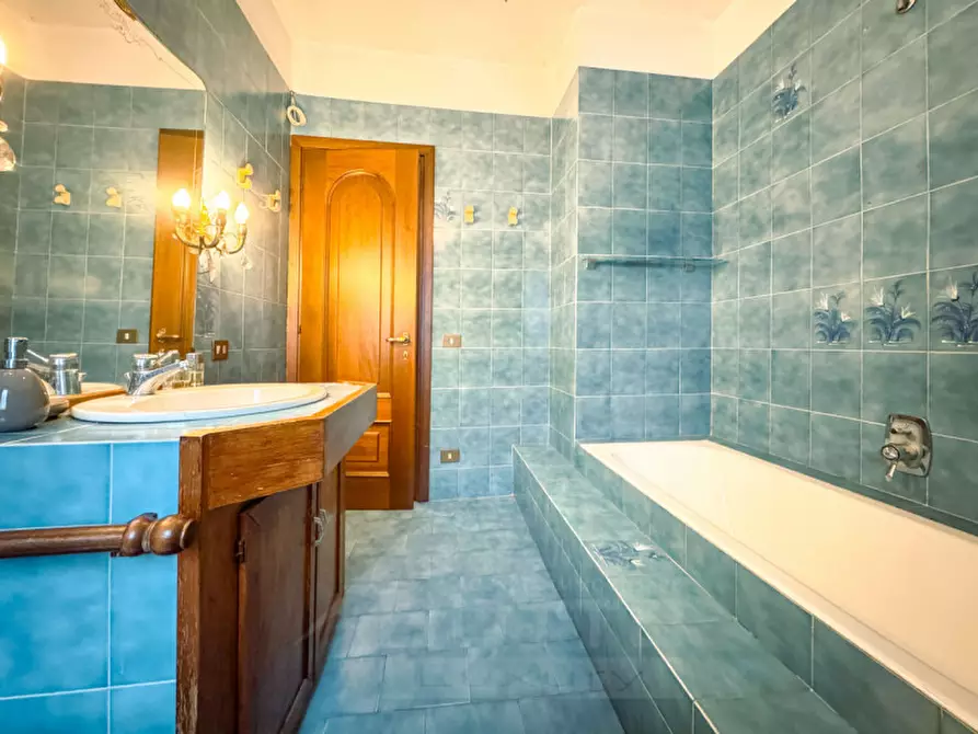 Immagine 15 di Villa in vendita  in VIA PER GHEVIO 111 a Meina