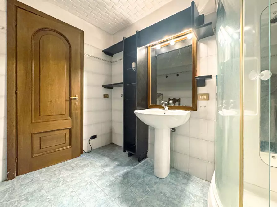 Immagine 24 di Villa in vendita  in VIA PER GHEVIO 111 a Meina