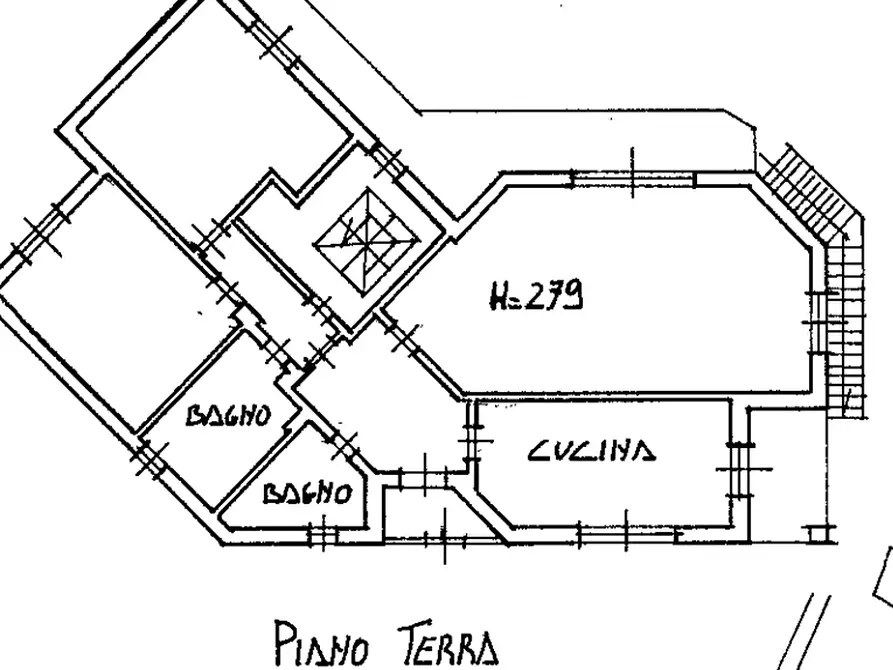 Immagine 39 di Villa in vendita  in VIA PER GHEVIO 111 a Meina