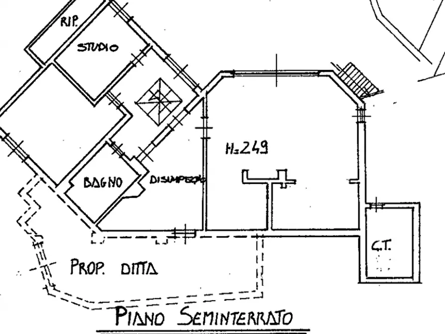 Immagine 40 di Villa in vendita  in VIA PER GHEVIO 111 a Meina