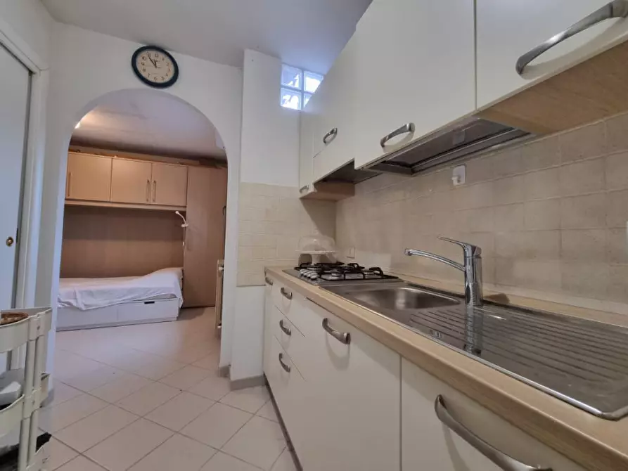 Immagine 1 di Ufficio in vendita  in VIALE EUROPA a Firenze