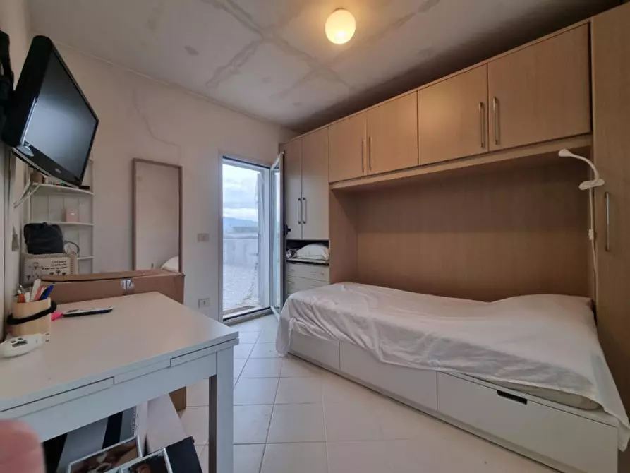 Immagine 12 di Ufficio in vendita  in VIALE EUROPA a Firenze