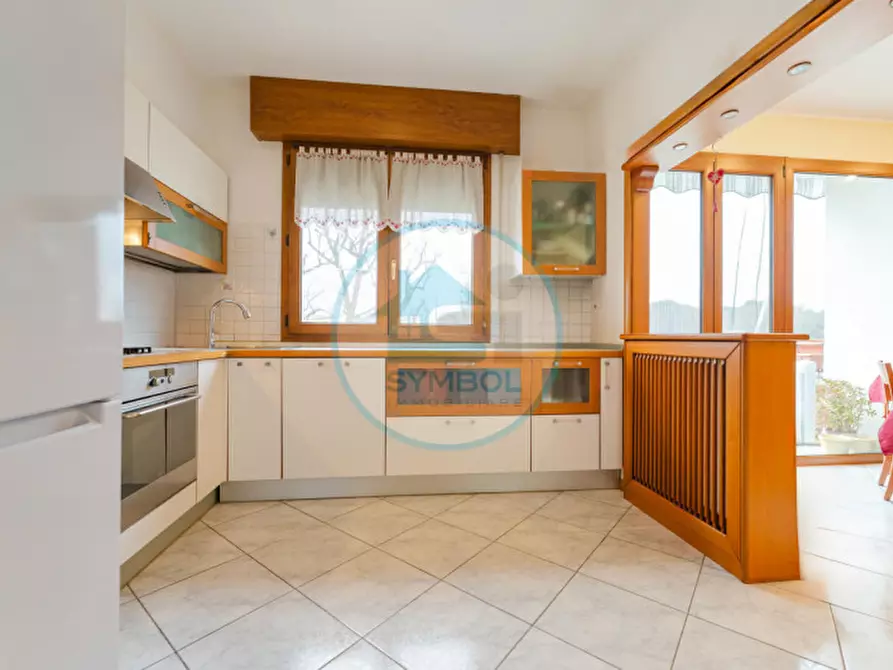 Immagine 12 di Appartamento in vendita  in CHIRIGNAGO- VIA MONTESSORI a Venezia